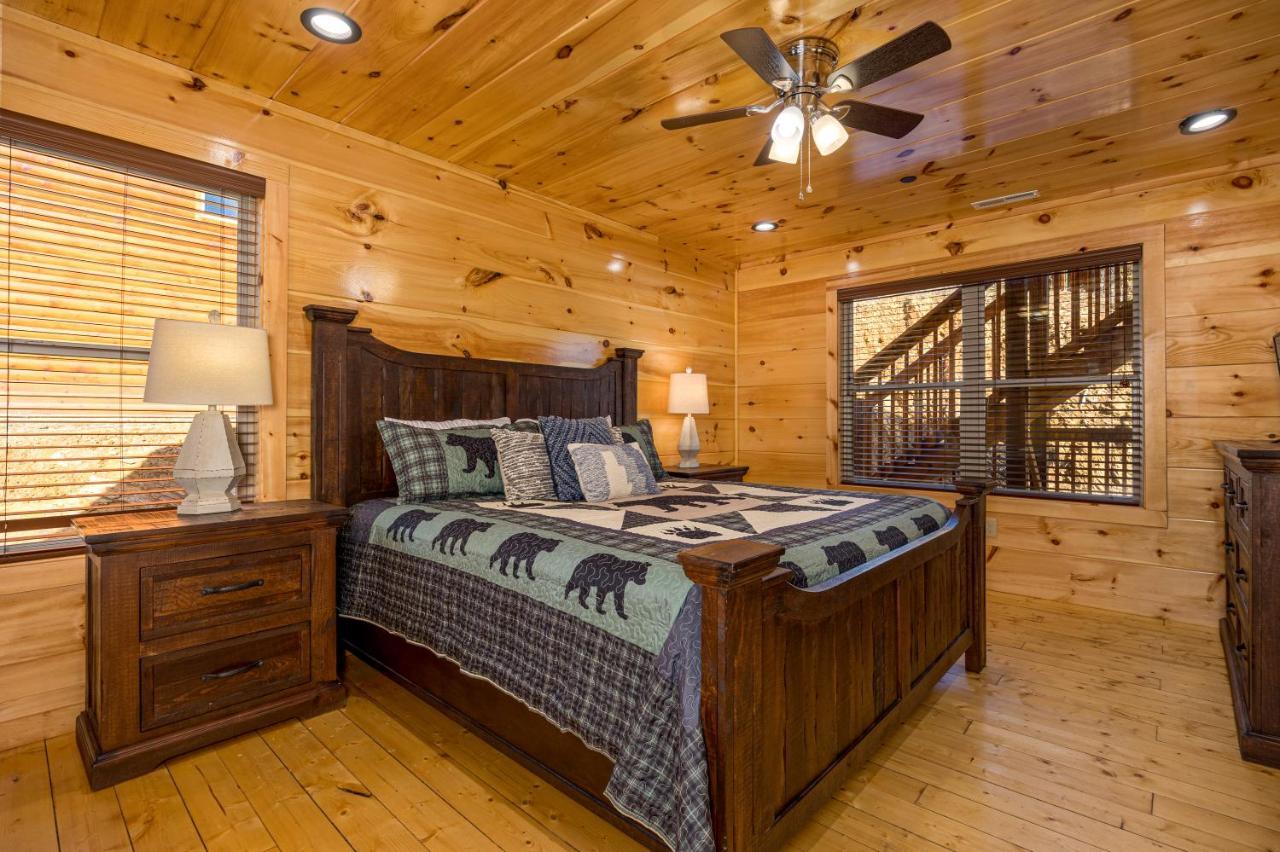5Bd5B Escape Cabin With 2 Hottubs, Thtr &Game Rm,1Mi To The Parkway! 4Mi To Dollywood - Spring Deal Pigeon Forge Bagian luar foto